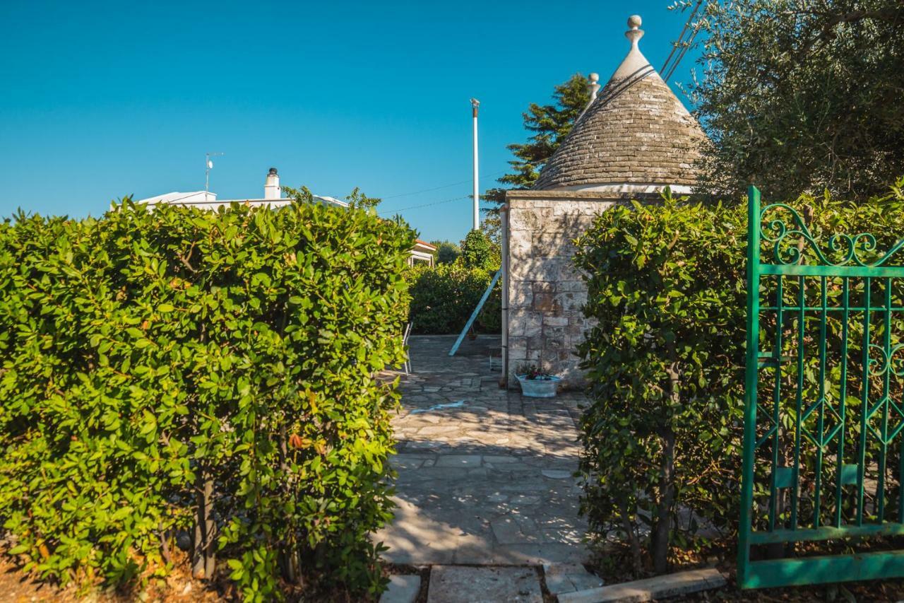 Trullo Olive Tree Villa Locorotondo Exterior foto